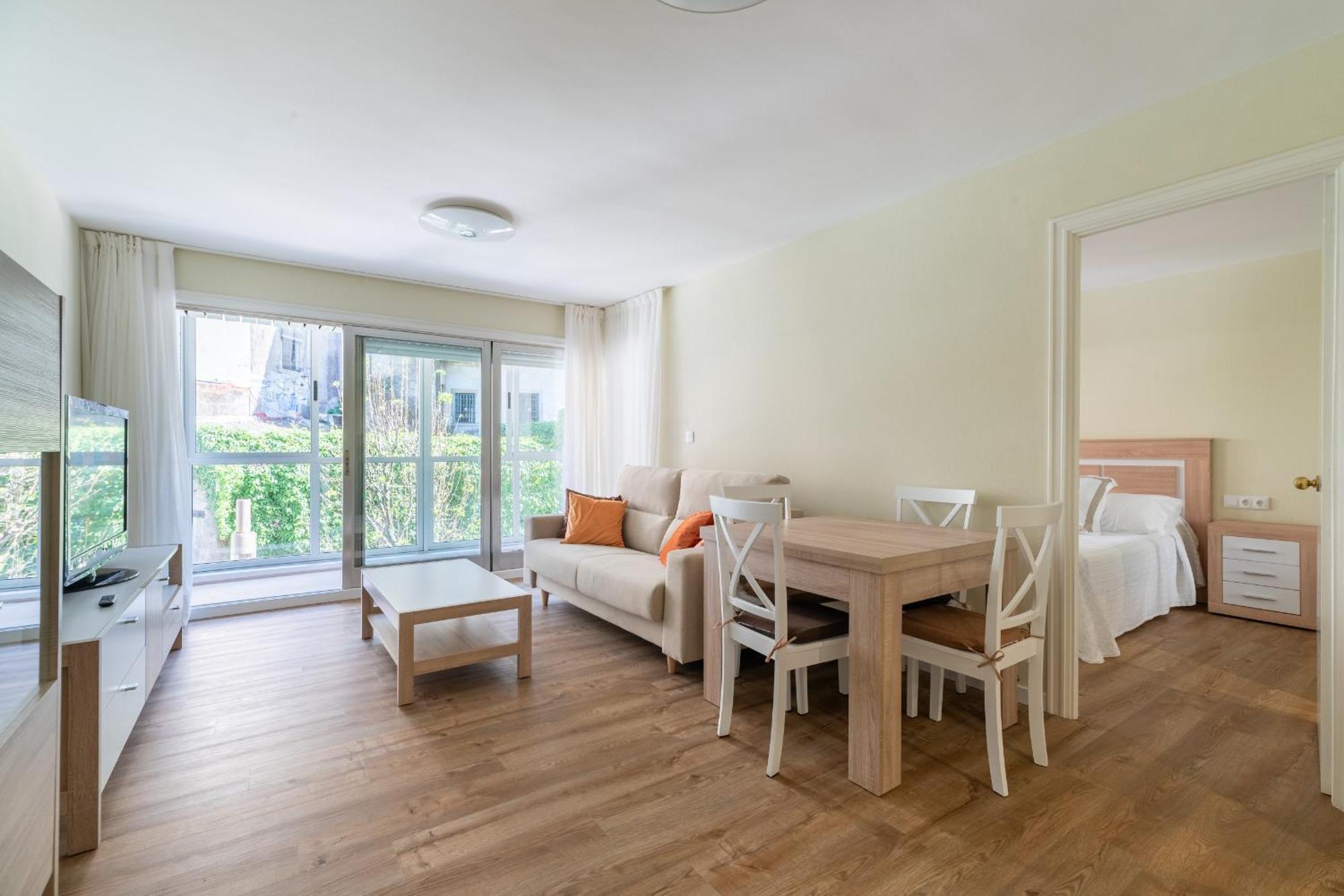 Canovas Center Apartment